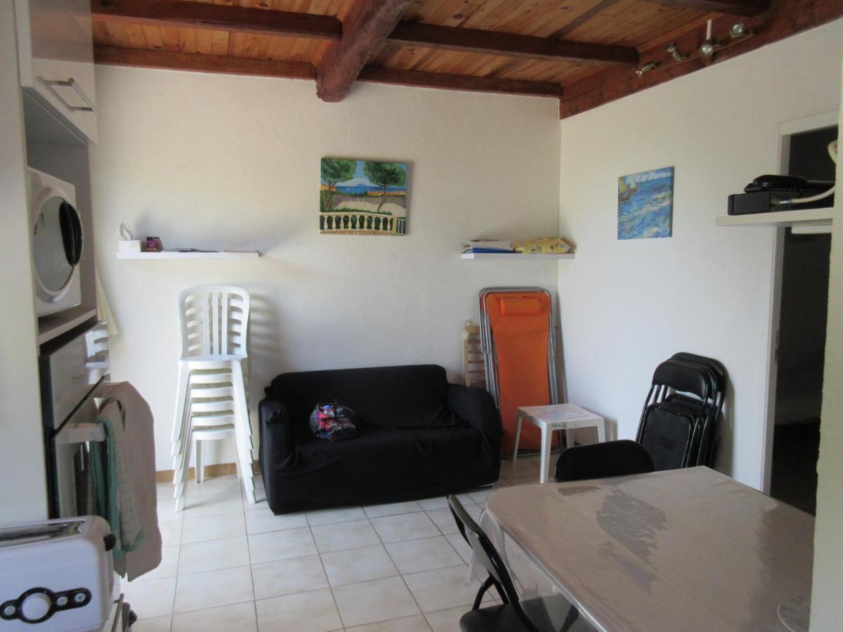 Apart climatisé T3 St Pierre la mer 1 er étage, 4 pers Fleury  Extérieur photo